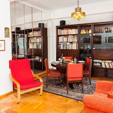 Vintage Apartment In Downtown Athens! Bagian luar foto