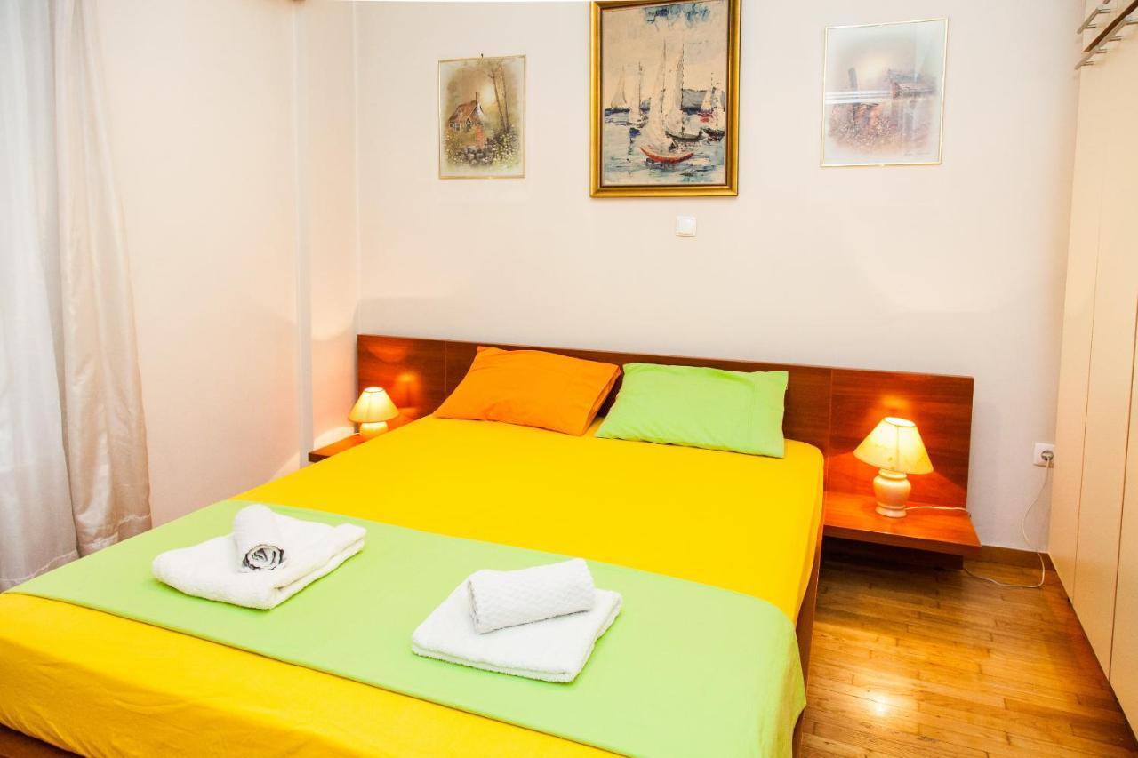 Vintage Apartment In Downtown Athens! Bagian luar foto