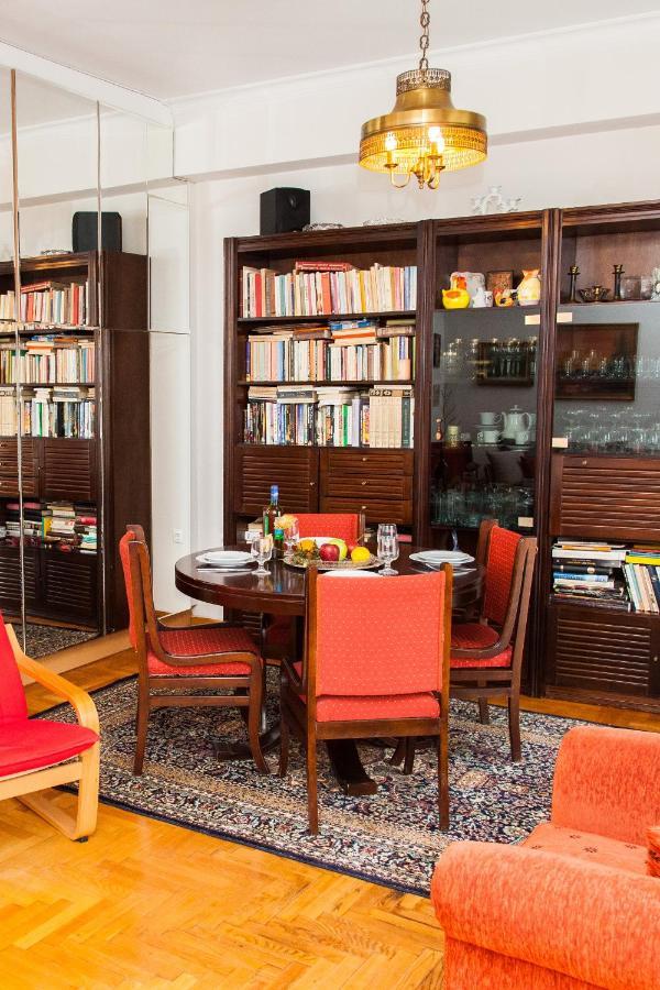 Vintage Apartment In Downtown Athens! Bagian luar foto