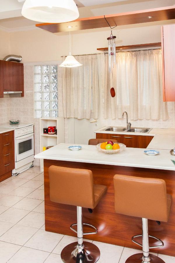 Vintage Apartment In Downtown Athens! Bagian luar foto